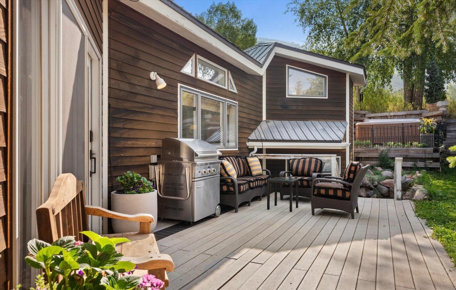 Aspen real estate under $5M condos and homes